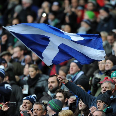 Scotland Fan with Flag
